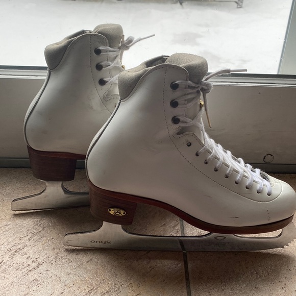 Riedel Other Riedell Figure Skates Poshmark